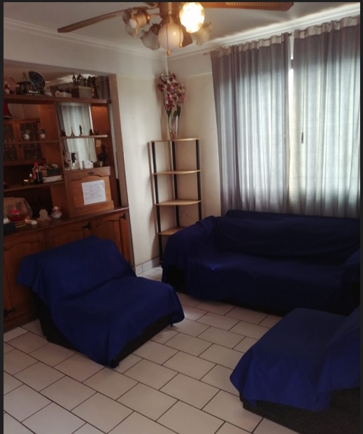 Vendo Casa Sector Comercial Angamos Antofagasta U.f 12.000