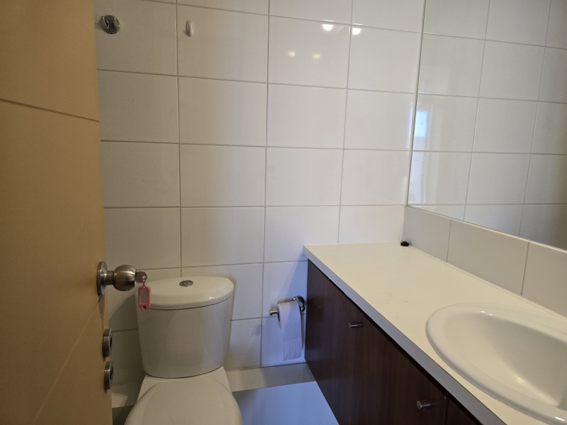 Arrienda Departamento 3 Dormitorios 2 Baños, Recien Pintado