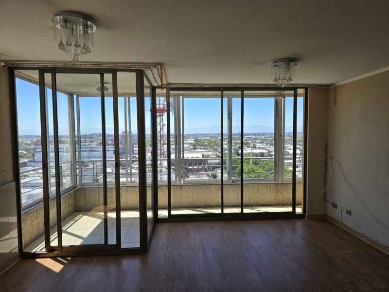 Arrienda Departamento 3 Dormitorios 2 Baños, Recien Pintado