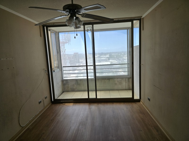 Arrienda Departamento 3 Dormitorios 2 Baños, Recien Pintado