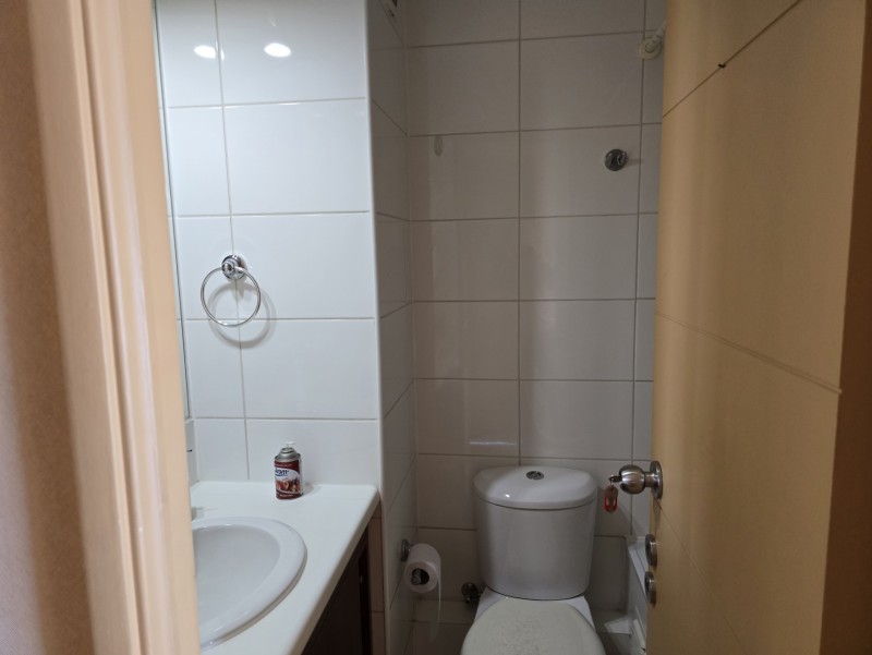 Arrienda Departamento 3 Dormitorios 2 Baños, Recien Pintado