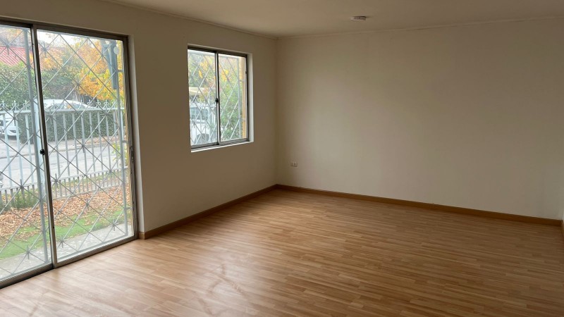 Oportunidad Arrienda Casa Pasos Colegio Concepción , Talca