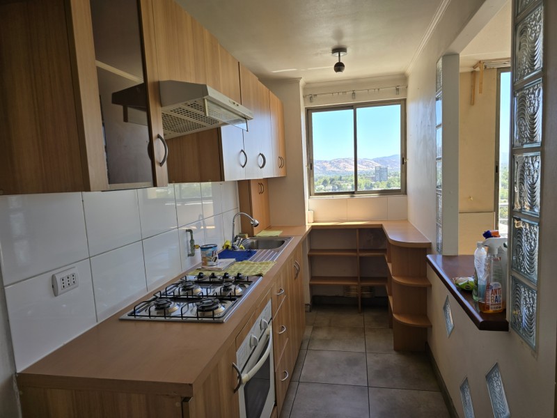 Arrienda Departamento 3 Dormitorios 2 Baños, Recien Pintado