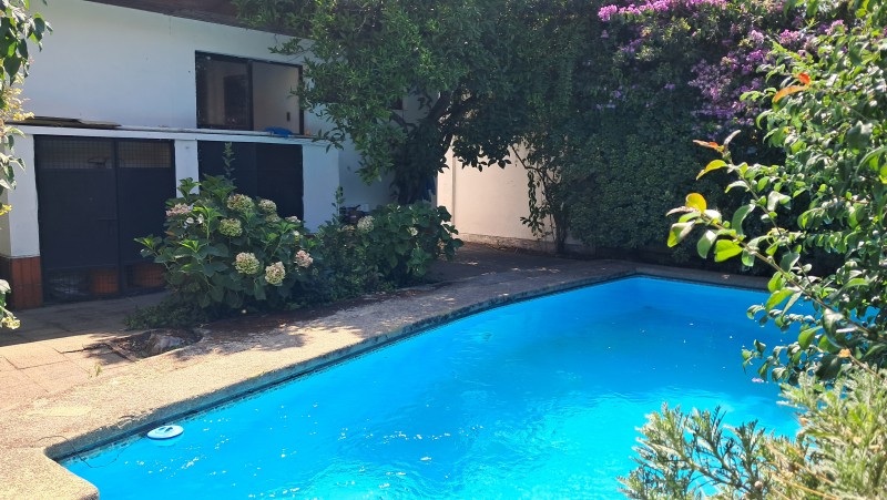 Linda y Exclusiva Casa Sector Avenida España Con Piscina