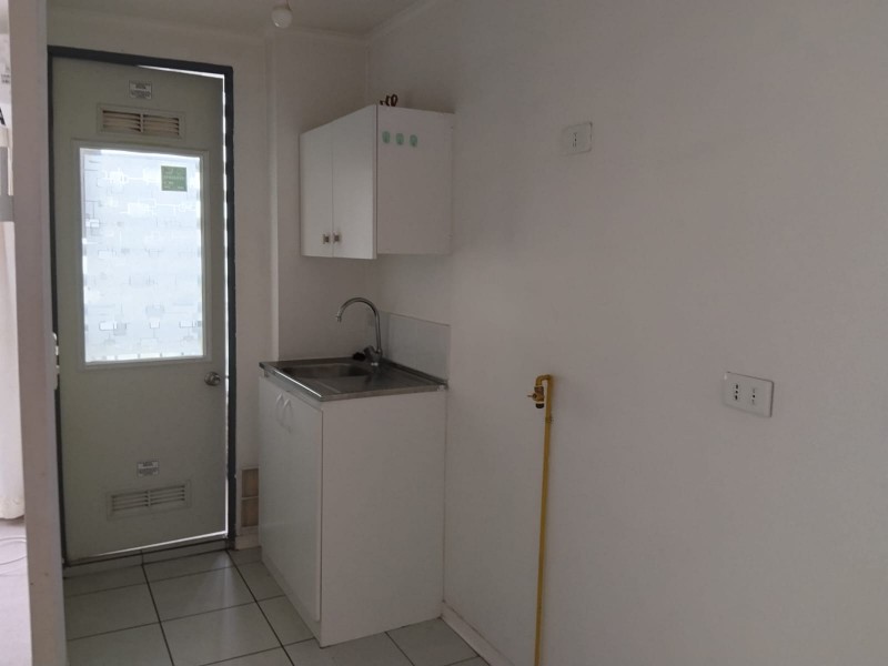 Departamento en Venta Como Nuevo 4To Piso Condominio Cumbres