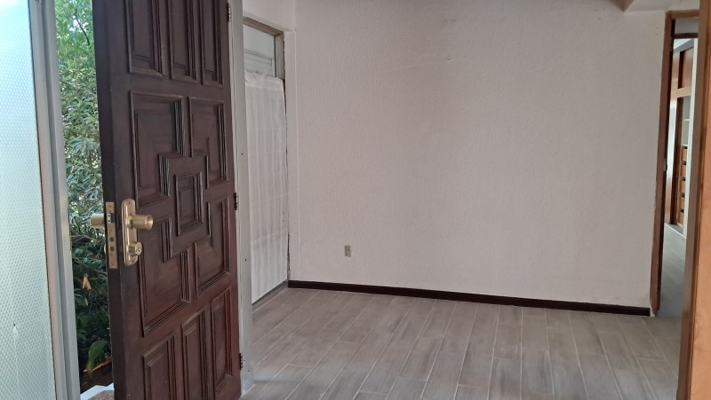 Linda y Exclusiva Casa Sector Avenida España Con Piscina
