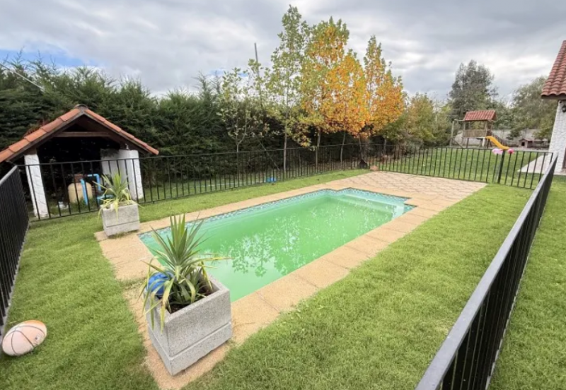 Casa en Parcela 4 Dorm 5 Baños Con Piscina y Quincho Viluco
