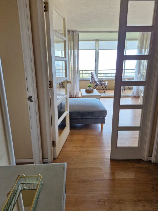 Departamento Amoblado, Diseño, Luz y Tranquilidad. Excelente