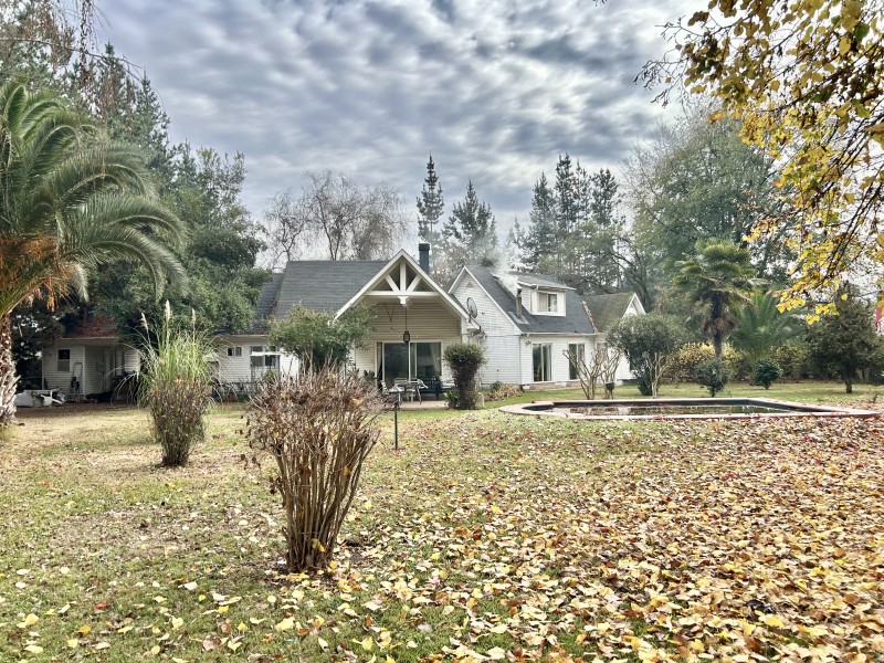 Naturaleza, Espacio y Confort , Amplia Casa Con Gran Terreno