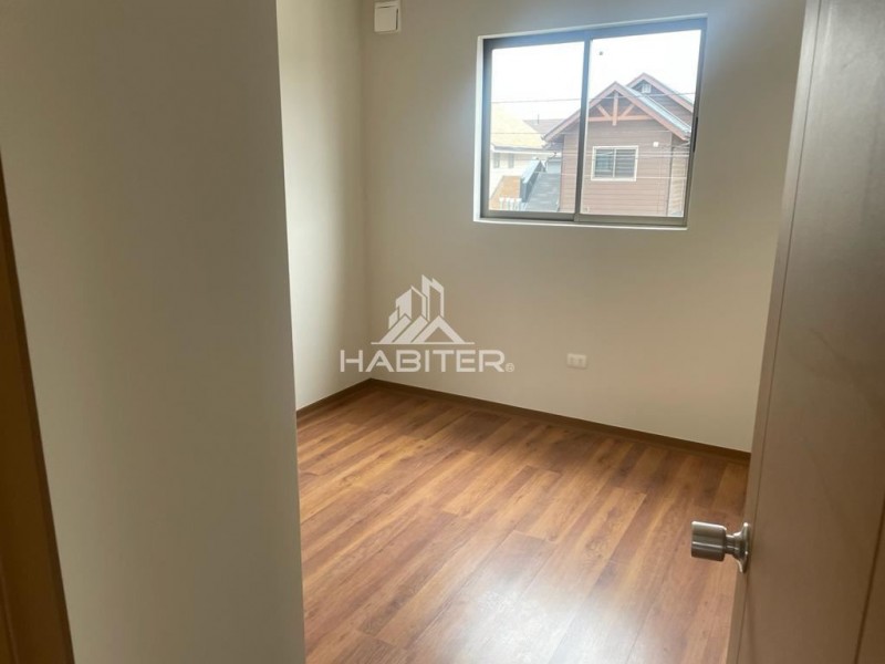 Casa en Arriendo de 4 Dorm. en Curicó