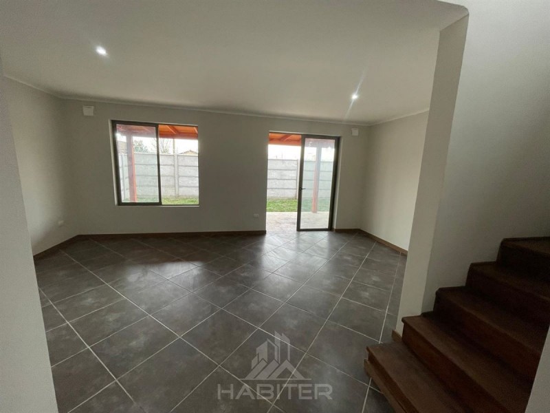 Casa en Arriendo de 3 Dorm. en Curicó