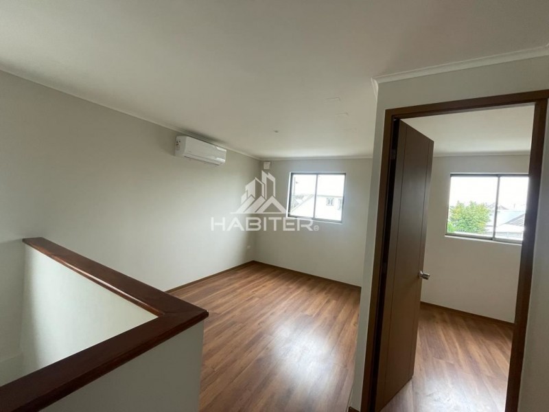 Casa en Arriendo de 4 Dorm. en Curicó