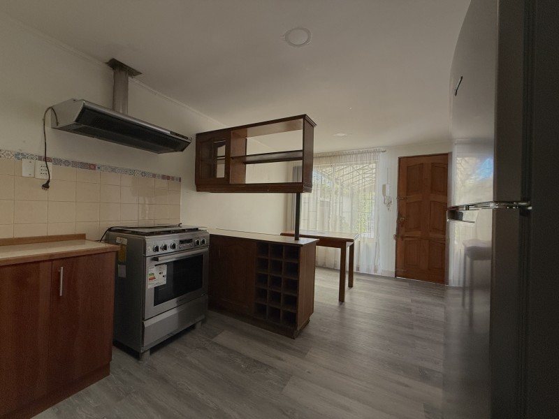 Cómoda Casa Con Excelente Ubicación Av. España