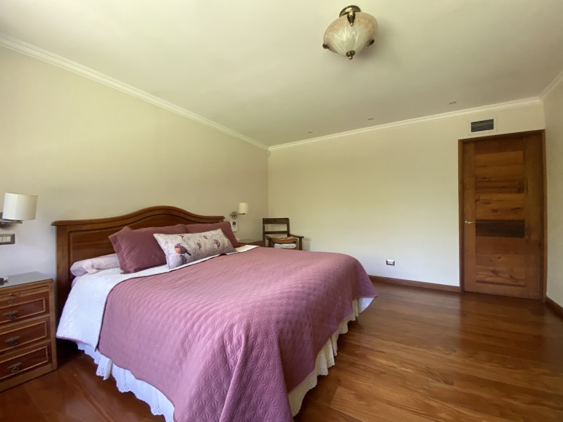 Gran Casa Pirineos de Aragón I, Curicó