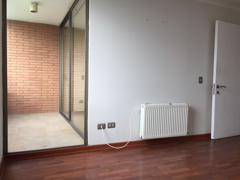 Excelente Departamento en Edificio Argomedo