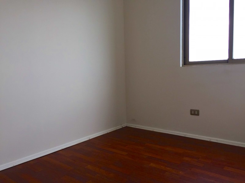 Excelente Departamento en Edificio Argomedo