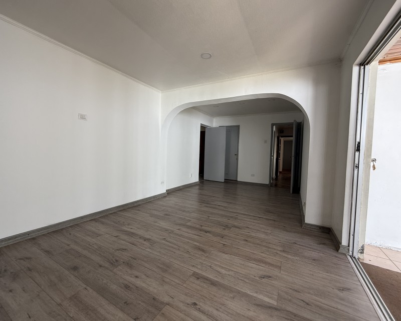 Cómoda Casa Con Excelente Ubicación Av. España