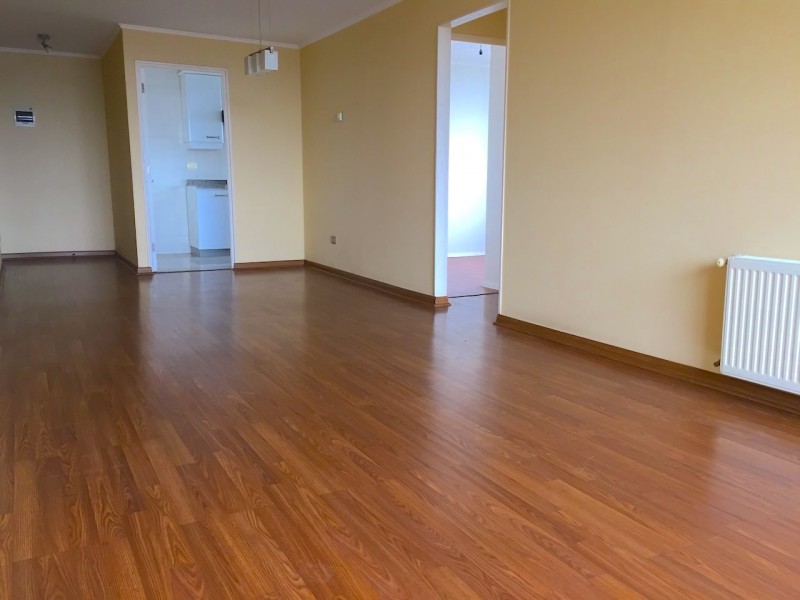 Excelente Departamento en Edificio Argomedo