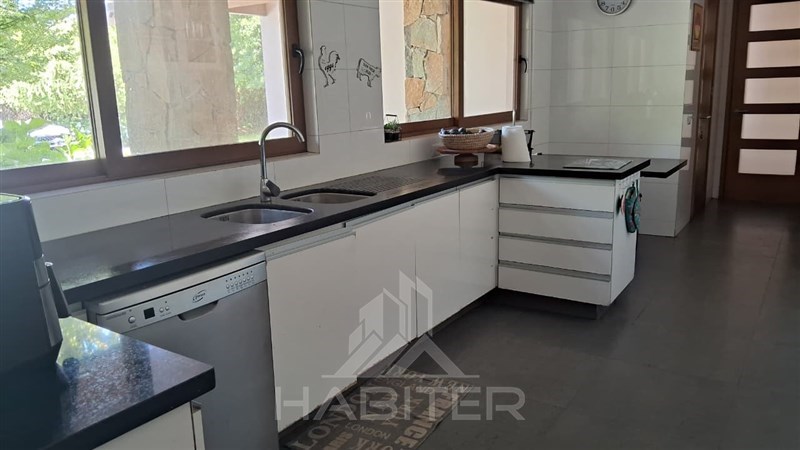 Excelente Casa en el Mejor Barrio de Curicó