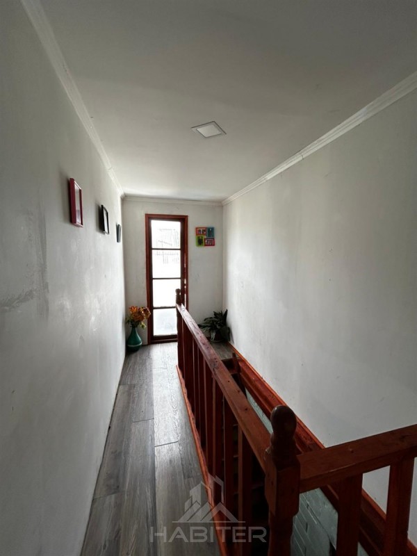 Propiedad de Dos Pisos en Venta, Completamente Regularizada