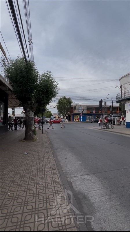 Arriendo Amplio Galpón en O’Higgins, Curicó — 529 M²
