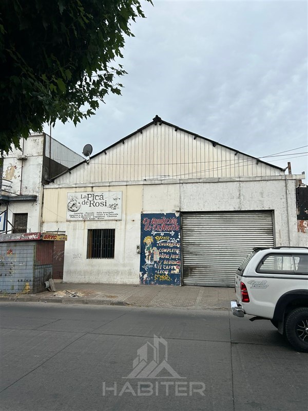 Arriendo Amplio Galpón en O’Higgins, Curicó — 529 M²