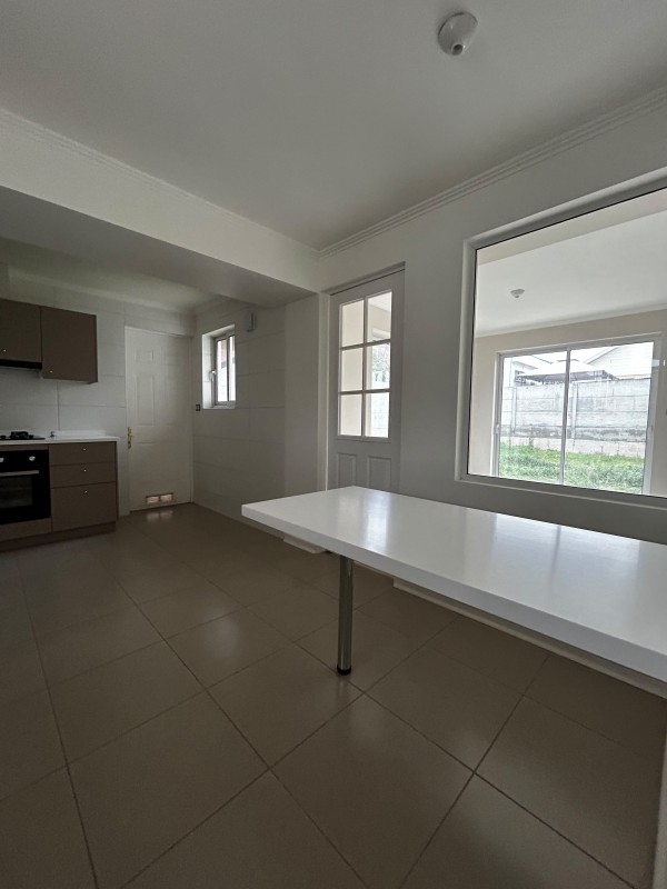Gran Casa en Condominio Inglés – Curicó