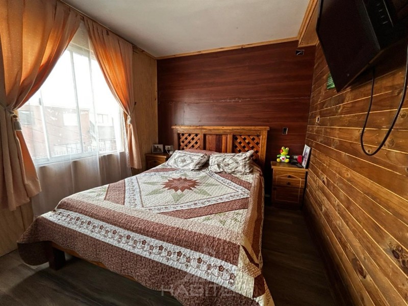Propiedad de Dos Pisos en Venta, Completamente Regularizada