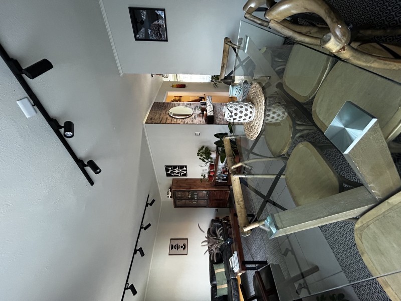 Hermosa Casa Familiar Con Piscina