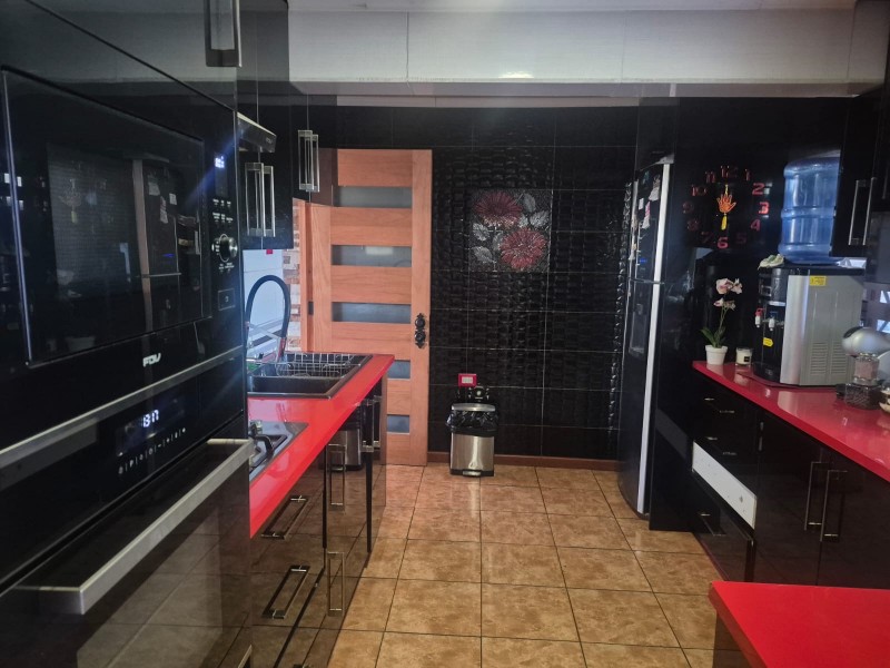 Se Vende Casa en Villa Doña Antonia