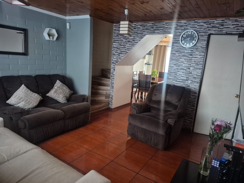 Se Vende Casa en Villa Doña Antonia