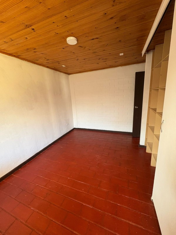 Se Arrienda Casa de 2 Dorm. Sector Galilea, Curico.