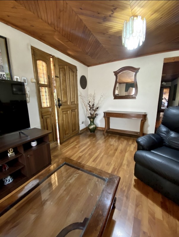 Se Vende Hermosa Casa 3D-1B, Villa Apumanque, Curico