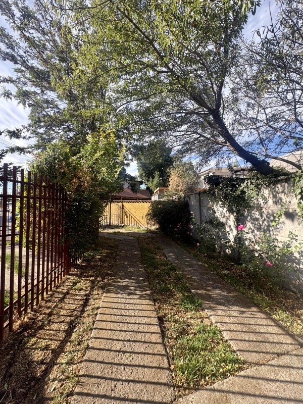 Se Arrienda Casa de 2 Dorm. Sector Galilea, Curico.