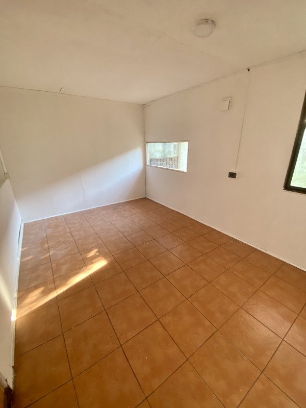 Se Vende Amplia Casa 4D-1B, Sector el Boldo 2, Curico