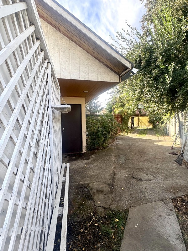 Se Arrienda Casa de 2 Dorm. Sector Galilea, Curico.