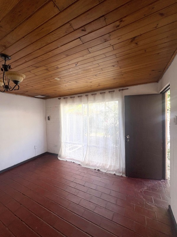 Se Arrienda Casa de 2 Dorm. Sector Galilea, Curico.