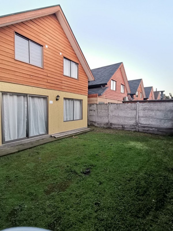 Fotografía de en Venta Hermosa Casa en Condominio en Curico