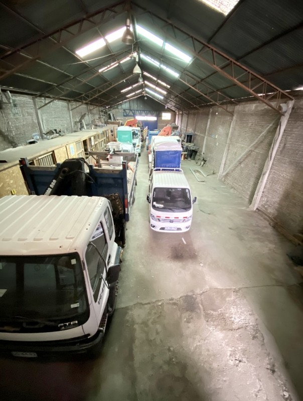 Se Arrienda Amplia Bodega en el Centro de Curicó