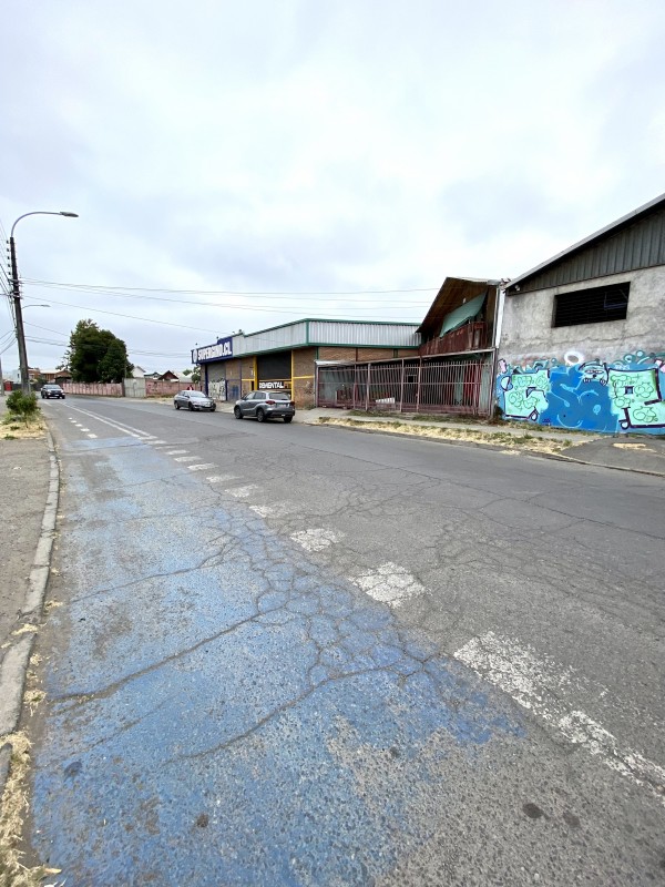 Se Arrienda Amplia Bodega en el Centro de Curicó