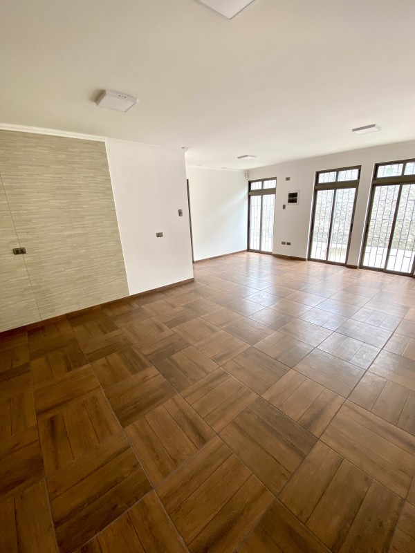 Se Arrienda Excelente Propiedad Uso Comercial, Curico Centro