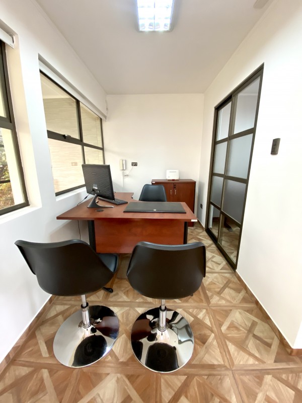 Se Arrienda Excelente Propiedad Uso Comercial, Curico Centro