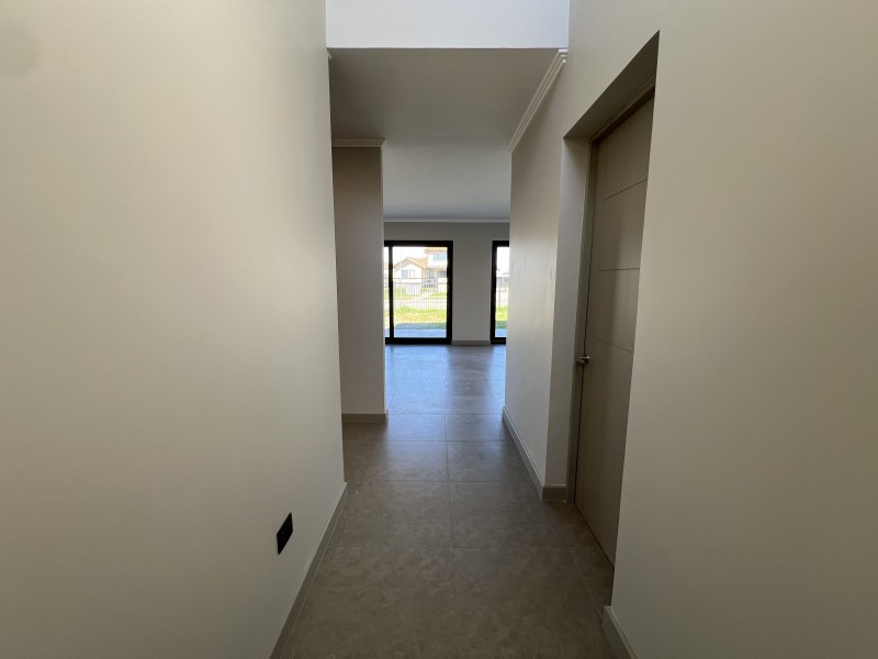 en Arriendo Casa Nueva Condominio Reserva las Rastras Talca!