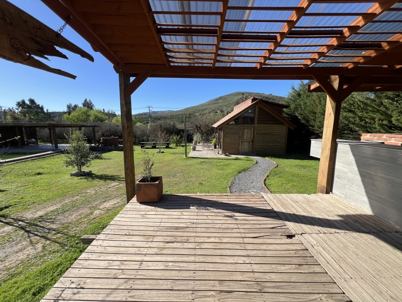 en Venta Parcela Con 2 Cabañas Km 6 Pencahue!