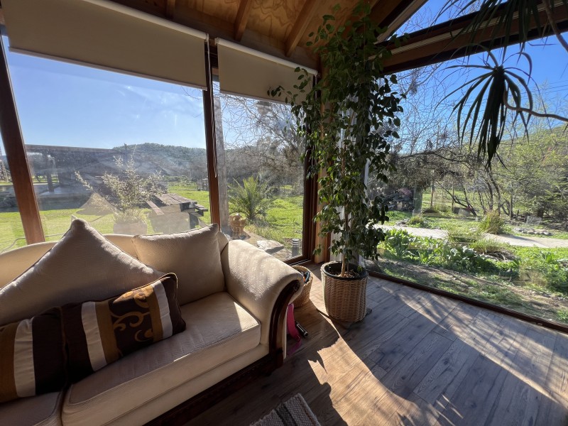 en Venta Parcela Con 2 Cabañas Km 6 Pencahue!