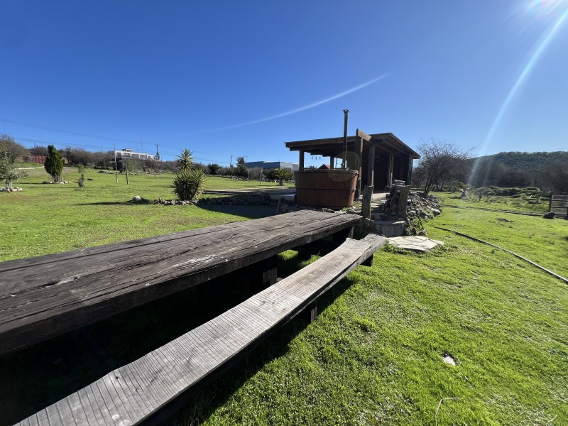 en Venta Parcela Con 2 Cabañas Km 6 Pencahue!