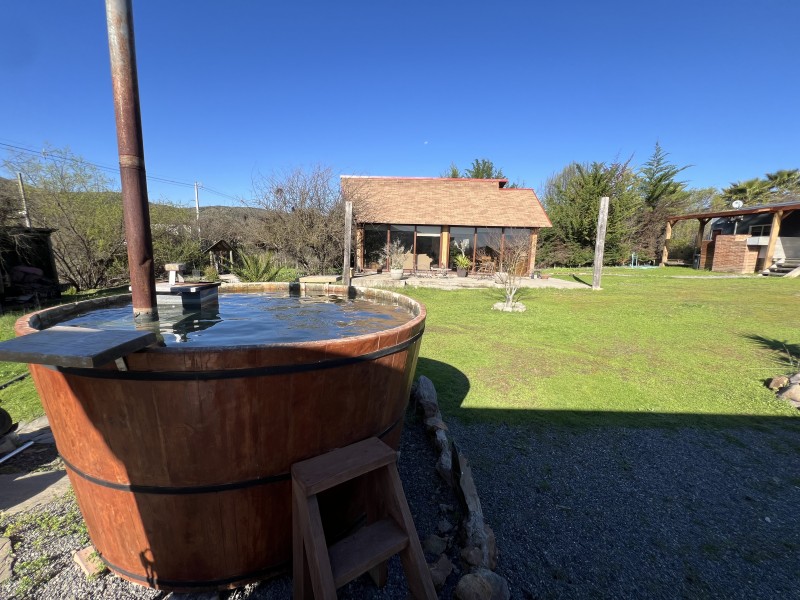 en Venta Parcela Con 2 Cabañas Km 6 Pencahue!