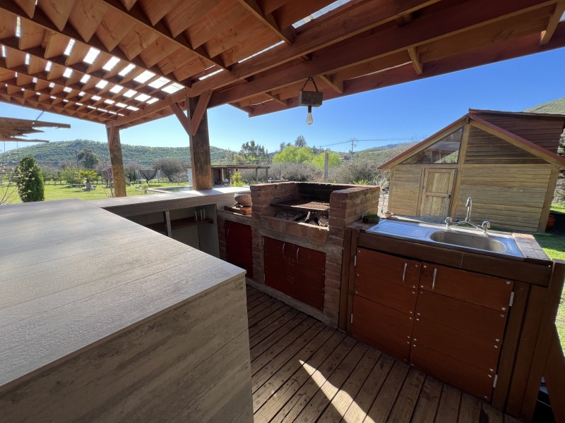 en Venta Parcela Con 2 Cabañas Km 6 Pencahue!
