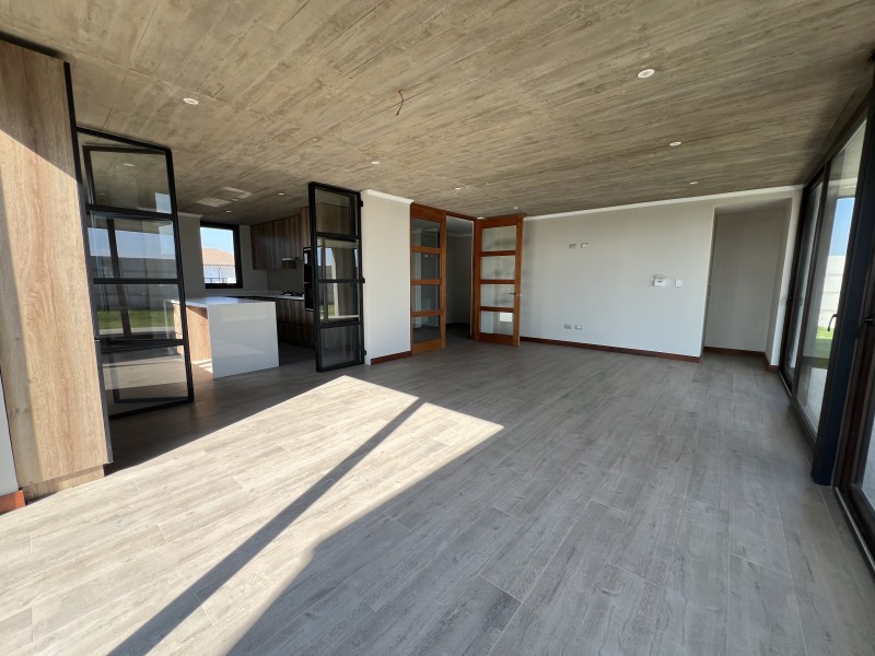 Se Vende Casa Nueva en Reserva las Rastras Talca!