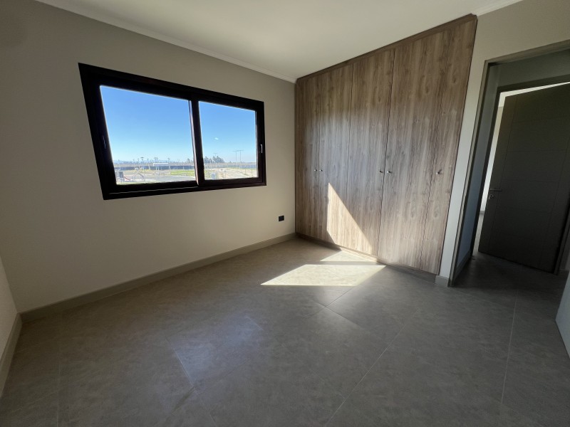 en Arriendo Casa Nueva Condominio Reserva las Rastras Talca!